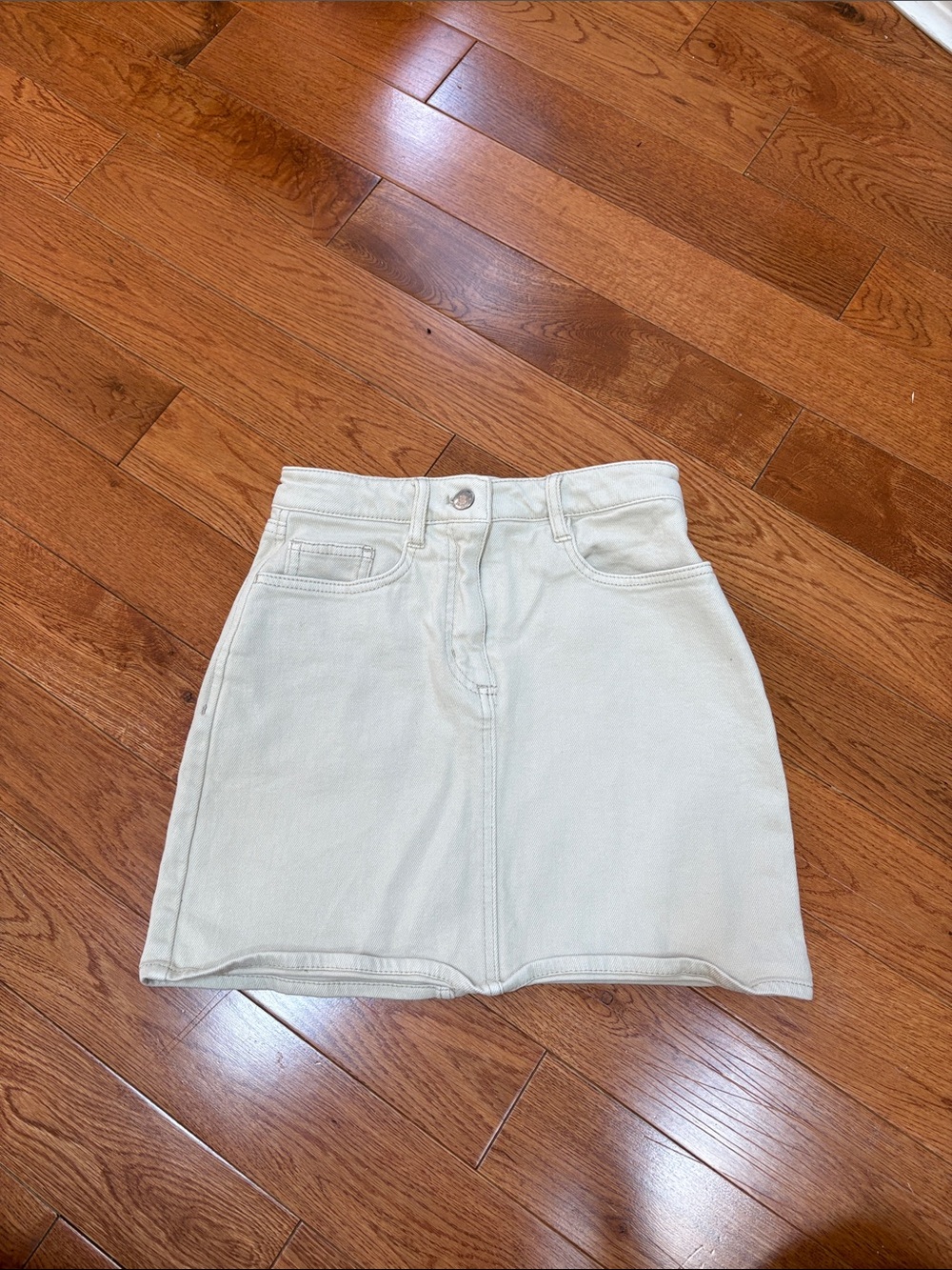 Wilfred Free Cream Denim Mini Skirt - Casual A-Line Style